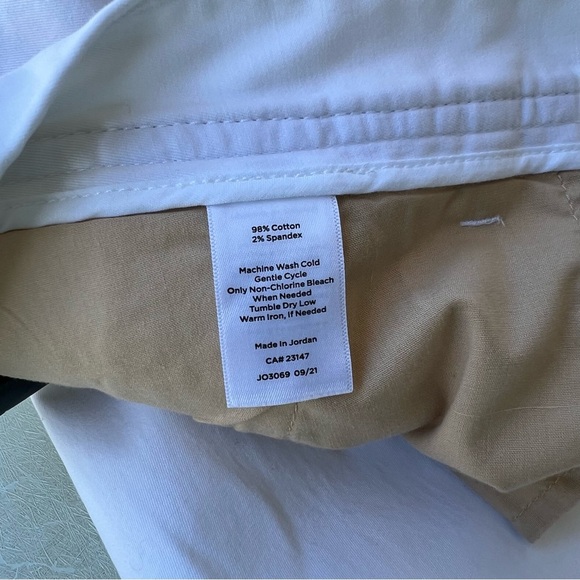 Talbots Relaxed Chinos Women Size 12 - Picture 9 of 9